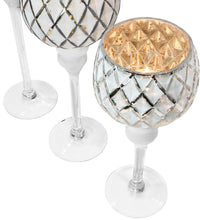 Load image into Gallery viewer, Set of 3 Glass Hurricane