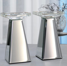 Load image into Gallery viewer, Pillar Candle Holder Set of 2
