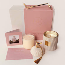 Load image into Gallery viewer, Luxury 4 Piece Candle Set with Soy Candles Refills